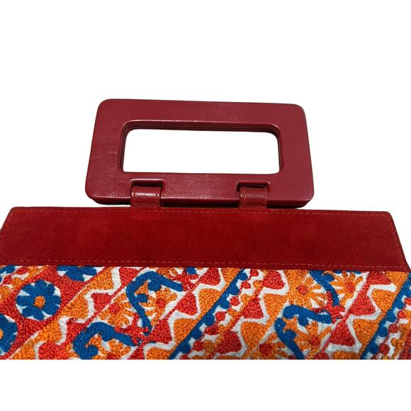 Crewel Embroidered Suede Floral Wood Handle Boho Hippie Art To Wear Clutch Purse - Picture 2 of 8
